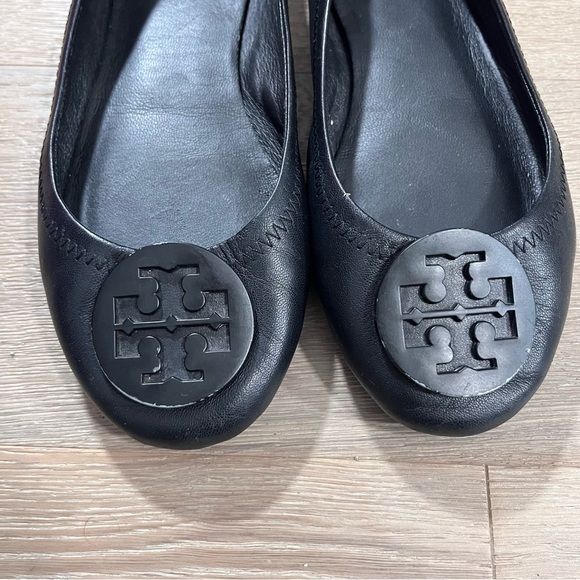 Tory Burch Black Leather Minnie Ballet Flats 8 - Picture 2 of 13